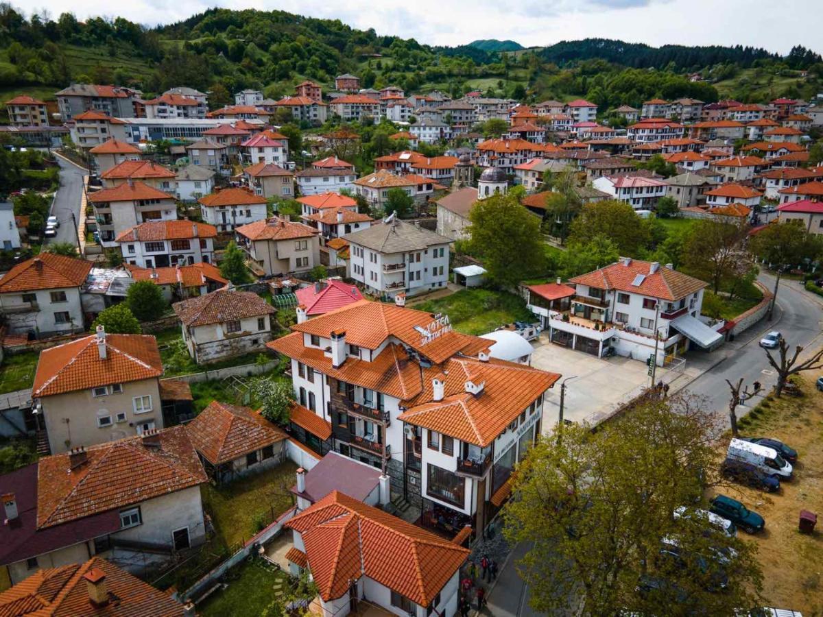 Hotel Zlatograd Exterior foto