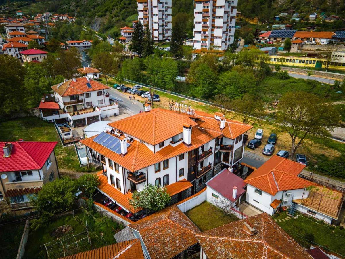 Hotel Zlatograd Exterior foto