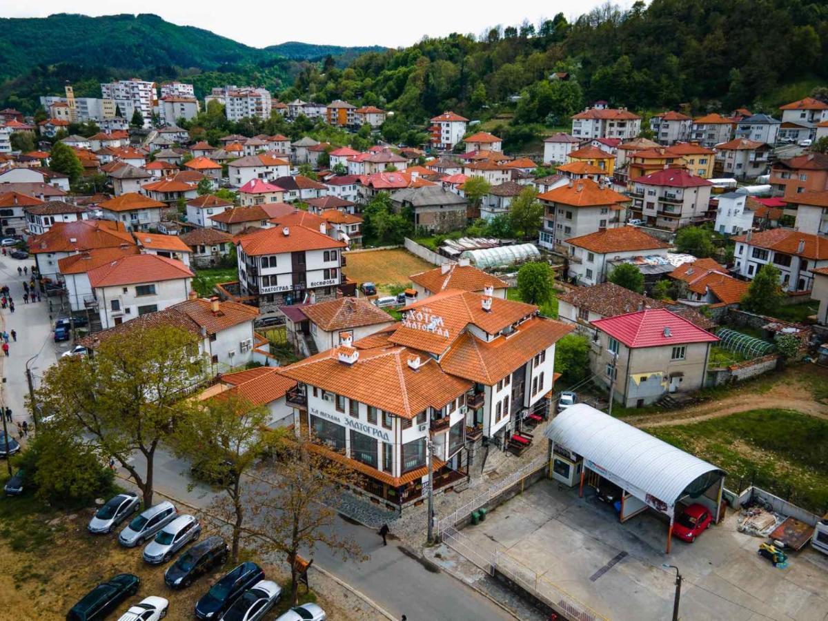 Hotel Zlatograd Exterior foto